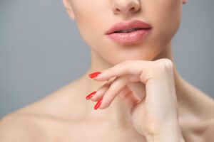 6 Natural Ways to Make Your Lips Look Fuller
